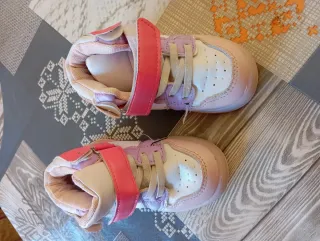 Zapatillas niña Minnie Mouse T.22