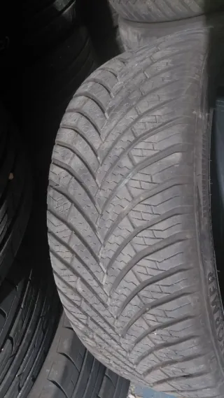 Neumáticos 225/45/18