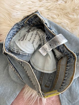 Pantalones Levis Azules Desgastados