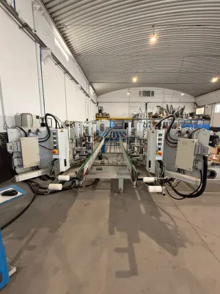 Soldadora 4 cabezas+cajón CNC   Perfiles Gealan