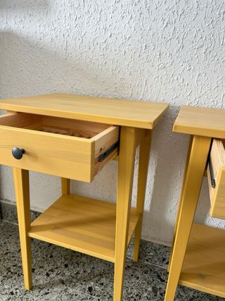 2 Mesitas Noche IKEA Hemnes Madera Amarilla