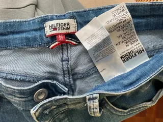 Vaqueros Tommy Hilfiger T27/32 (36-38)