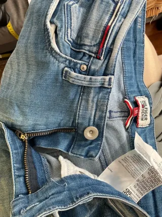 Vaqueros Tommy Hilfiger T27/32 (36-38)