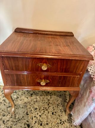 Mesitas de noche de madera (2 unid) (restaurar)