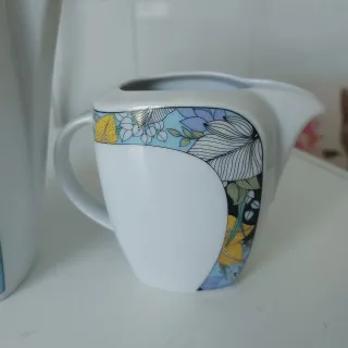 Set caffettiera e lattiera floreale