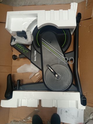 Bicicleta ciclo indoor SALTER S-100..