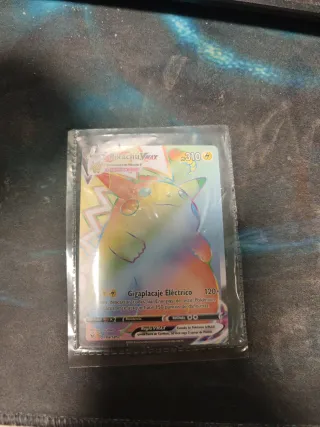 Carta Pokémon Pikachu VMAX Gigamax