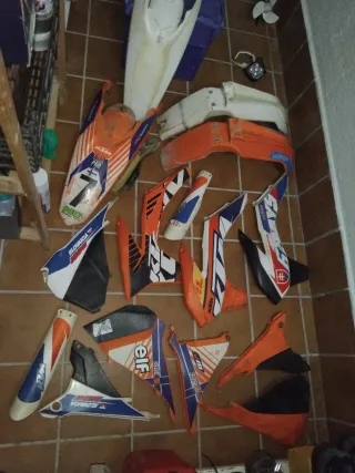 Plasticos KTM Enduro/Motocross Naranja/Blanco