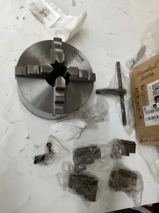 Mandril VEVOR K12-200 4 mordazas 200mm