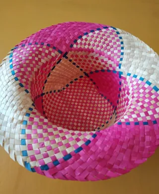 Borsa mare e cappellino fucsia/rosa