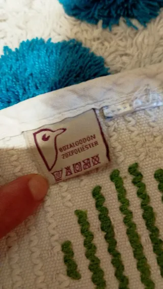 Alfombra de baño con diseño de puntos