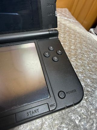 Nintendo 3DS XL Roja