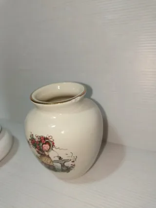 Scatoline e vasetto in ceramica anni 70 LEGGI