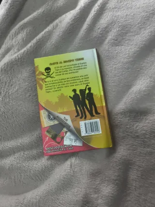 En la costa de los huesos