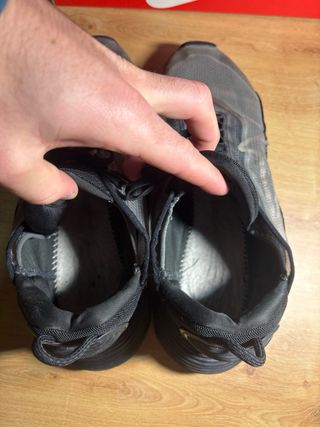 Nike Air Max 2090 Negro/Gris