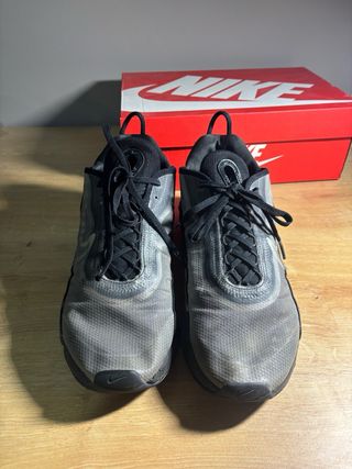 Nike Air Max 2090 Negro/Gris