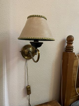 Lámpara de pared / mesilla de noche