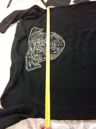 Jersey Negro con Perro Lentejuelas