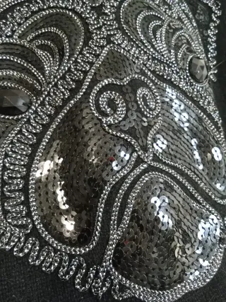 Jersey Negro con Perro Lentejuelas