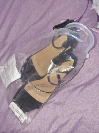 Tacones negros solo una uso