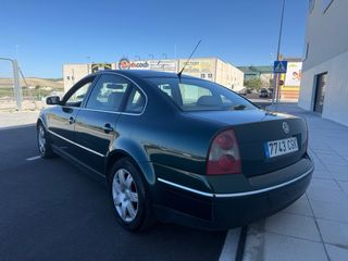 Volkswagen Passat 2003