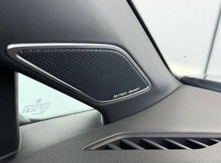 Volkswagen Golf 8R
