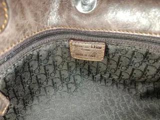 Borsa Dior Marrone con Dettagli Dorati