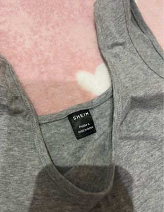 Crop top tirantes gris Shein petite L sport básico