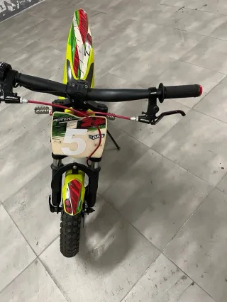 Moto Eléctrica Infantil Mecatecno T8 Offroad
