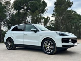 Porsche Cayenne 2024