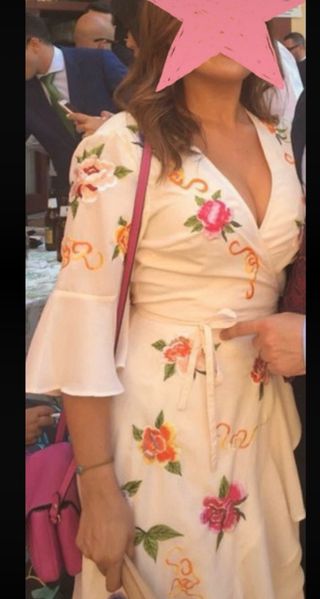 Vestido blanco con bordado floral