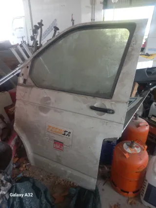 Puerta Volkswagen T5 Lado Conductor