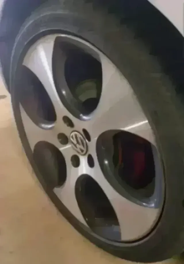 4 TAPAS RUEDA LLANTA VOLKSWAGEN GOLF V VI DETROIT