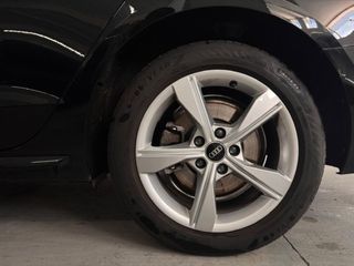 Audi A4 Advanced 30 TDI 100kW (136CV) S tronic