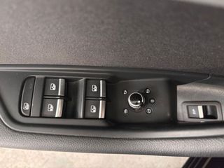 Audi A4 Advanced 30 TDI 100kW (136CV) S tronic