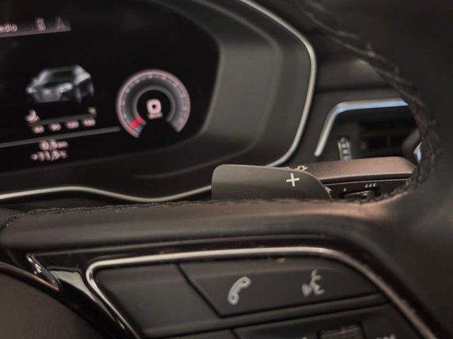 Audi A4 Advanced 30 TDI 100kW (136CV) S tronic