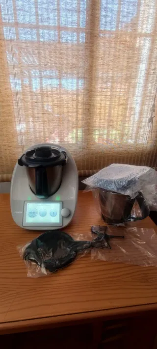Thermomix TM6 con 2 vasos