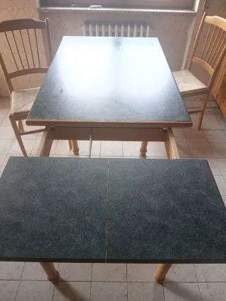Tavolo cucina allungabile + 6 sedie