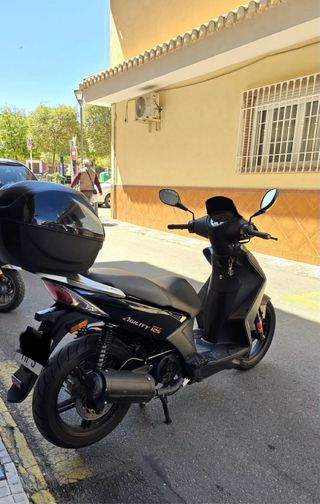 Kymco Agility City 125 Negra