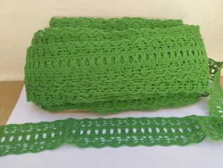 Pasacintas de encaje verde