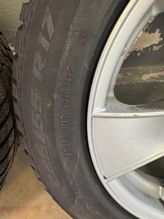Llantas con Goma Pirelli