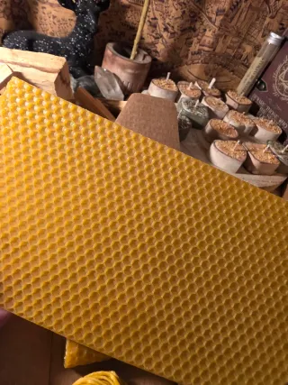 Velas de miel hechas a mano En cera de abeja pura!