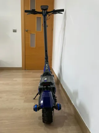 Patinete Eléctrico ECOXtreme Tank M41