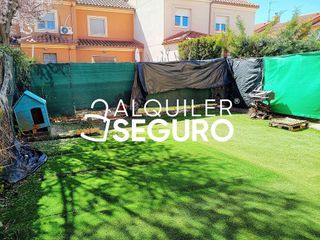 Chalet en alquiler en Aldeamayor de San Martín