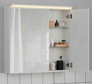 Mueble de baño espejo.