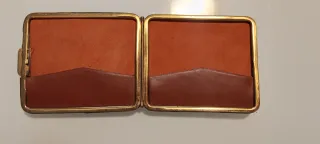 Portasigarette vintage in pelle di coccodrillo