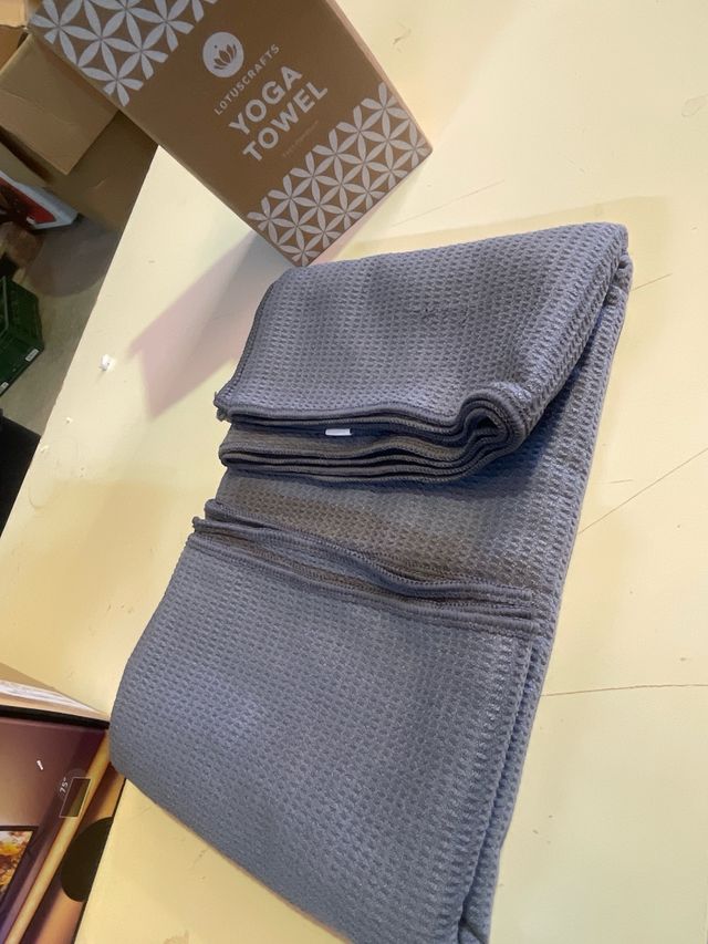 Toalla Yoga Lotuscrafts Antideslizante