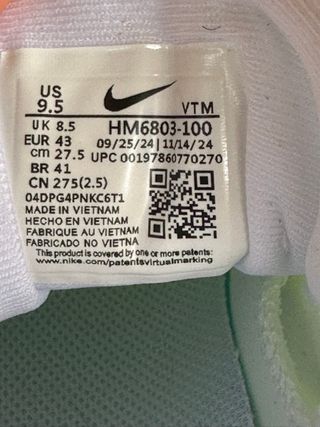 Zapatillas Nike Vomero 18 HM6803-100 White Volt