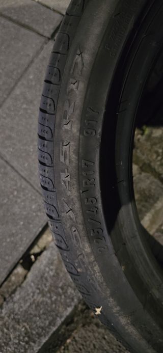 2 Ruedas 225/45 R17 Seminuevas.