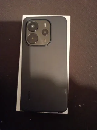 Xiaomi Redmi Note 14 Negro con su caja sin cargado